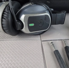 Bezprzewodowy zestaw słuchawkowy lotniczy Lightspeed Tango ANR z Bluetooth – Podwójna wtyczka GA