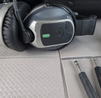 Bezprzewodowy zestaw słuchawkowy lotniczy Lightspeed Tango ANR z Bluetooth – Podwójna wtyczka GA